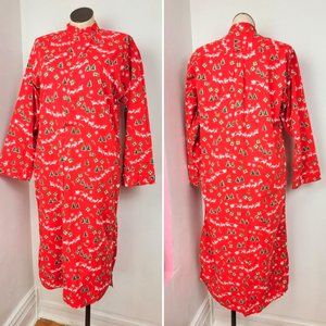 Vintage 80s Red Christmas Theme Night Shirt / Nightgown
